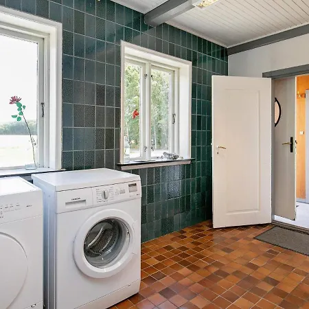 Five-bedroom Holiday In Tranekaer *